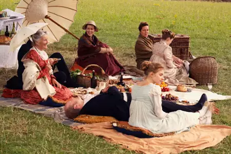Jane Austen żałuje - galeria zdjęć - filmweb