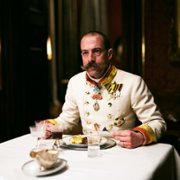 Corsage - galeria zdjęć - filmweb