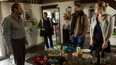 Wr&oacute;g publiczny - galeria zdjęć - filmweb