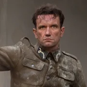 Świat w ogniu: Początki - galeria zdjęć - filmweb