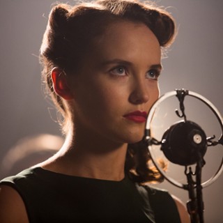 Lois Bennett