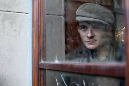 Świat w ogniu: Początki - galeria zdjęć - filmweb