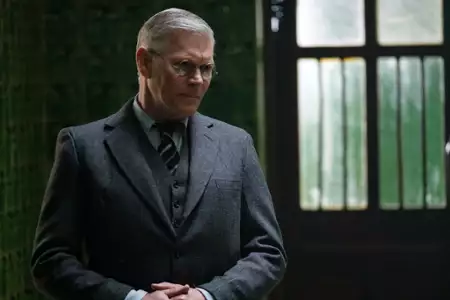 Świat w ogniu: Początki - galeria zdjęć - filmweb