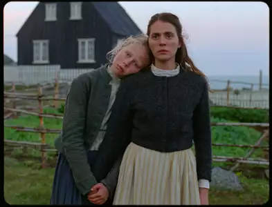 Godland - galeria zdjęć - filmweb