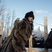Yintah - galeria zdjęć - filmweb