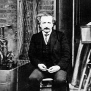 Einstein and the Bomb - galeria zdjęć - filmweb