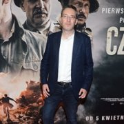 Czerwone maki - galeria zdjęć - filmweb