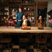 Ghosts - galeria zdjęć - filmweb