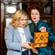 Ghosts - galeria zdjęć - filmweb