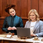 Ghosts - galeria zdjęć - filmweb