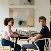 Trinkets - galeria zdjęć - filmweb
