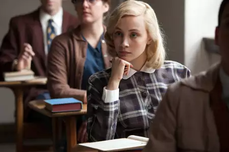 Wzburzenie - Opowieść o dojrzewaniu - galeria zdjęć - filmweb