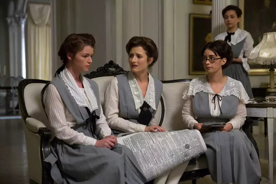 American Horror Story: Sabat - galeria zdjęć - filmweb