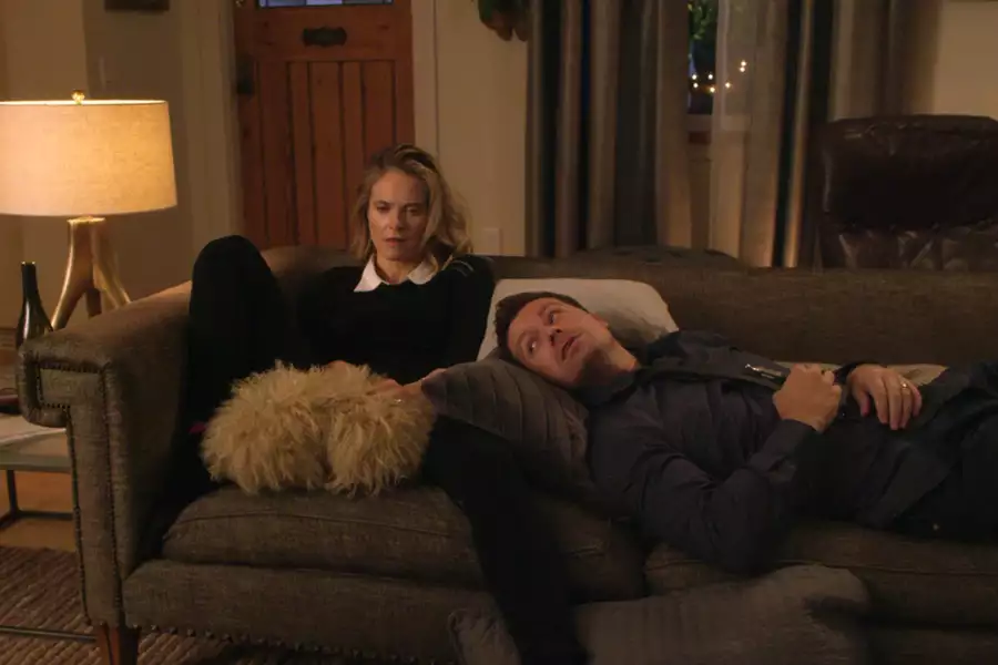 You Me Her - galeria zdjęć - filmweb