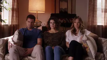 You Me Her - galeria zdjęć - filmweb