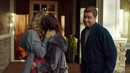 You Me Her - galeria zdjęć - filmweb