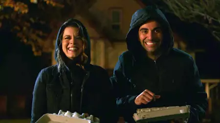You Me Her - galeria zdjęć - filmweb