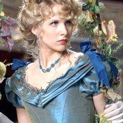 Julia - galeria zdjęć - filmweb