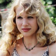 Julia - galeria zdjęć - filmweb