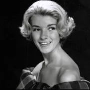 Martha - galeria zdjęć - filmweb