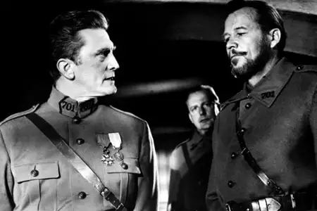 Ścieżki chwały - galeria zdjęć - filmweb