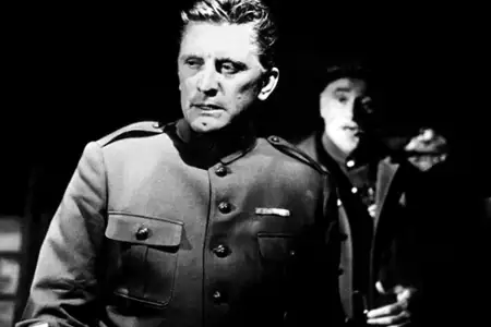 Ścieżki chwały - galeria zdjęć - filmweb