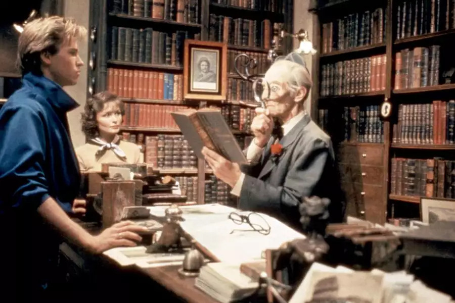 Ściśle tajne - galeria zdjęć - filmweb