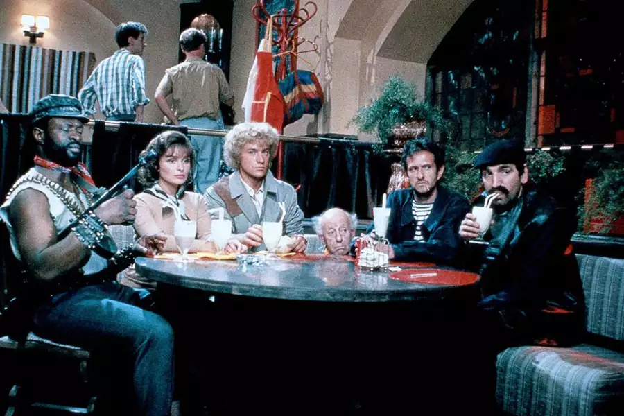 Ściśle tajne - galeria zdjęć - filmweb