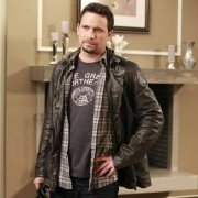 Suburgatory - galeria zdjęć - filmweb