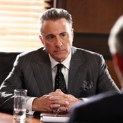 Rebel - galeria zdjęć - filmweb