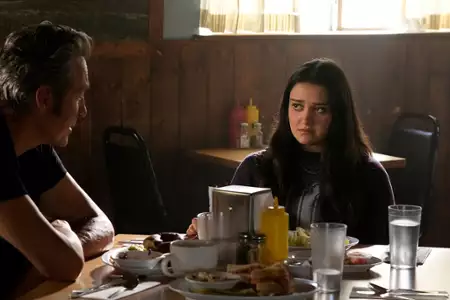 Rebel - galeria zdjęć - filmweb