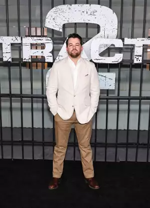 Tyler Rake 2 - galeria zdjęć - filmweb