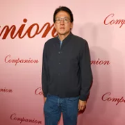 Companion - galeria zdjęć - filmweb