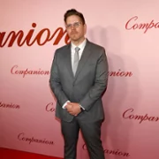 Companion - galeria zdjęć - filmweb