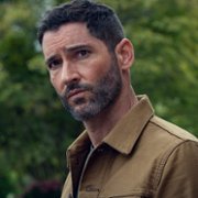 Tom Ellis w Czwartkowy Klub Zbrodni