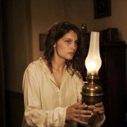 Derri&egrave;re les murs - galeria zdjęć - filmweb