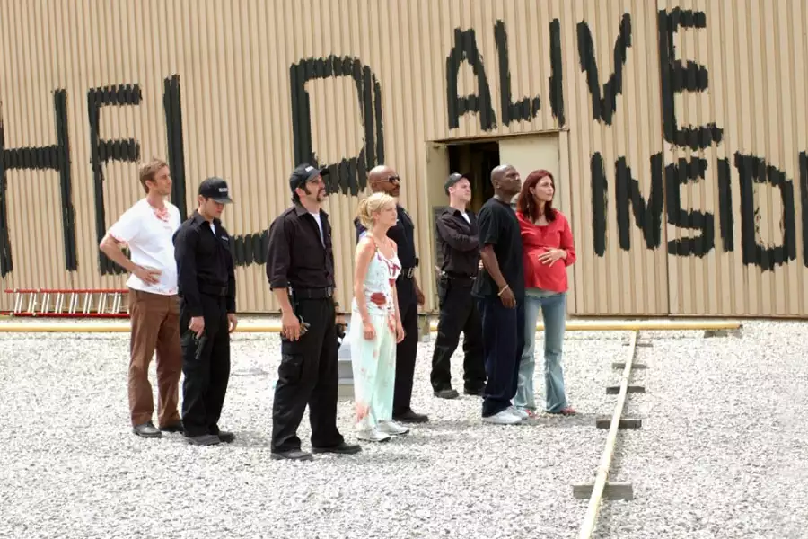 Świt żywych trupów - galeria zdjęć - filmweb