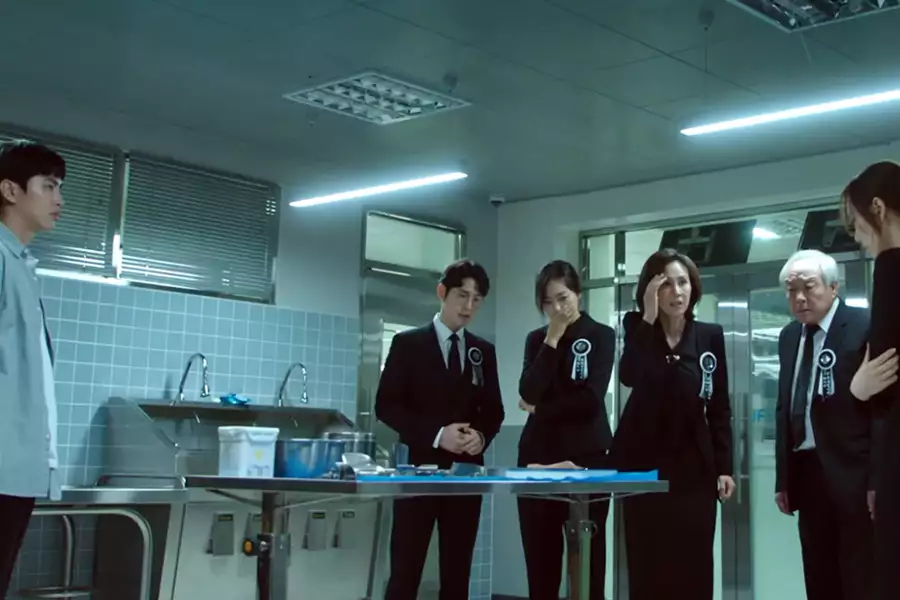 The Lies Within - galeria zdjęć - filmweb