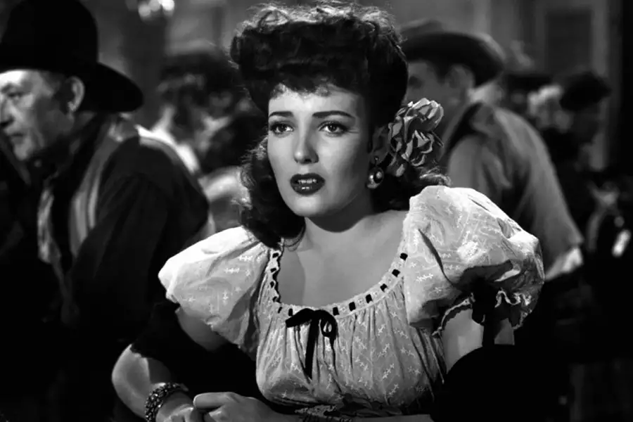Miasto bezprawia - galeria zdjęć - filmweb