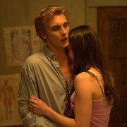 Chained - galeria zdjęć - filmweb