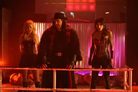 The Bleeding - galeria zdjęć - filmweb