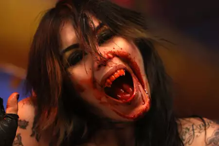 The Bleeding - galeria zdjęć - filmweb
