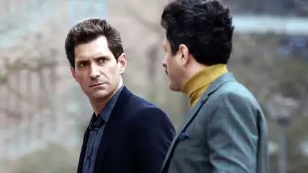 Undercover - galeria zdjęć - filmweb