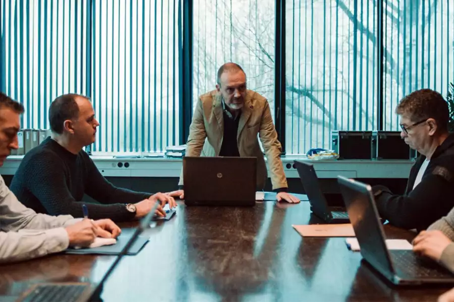 Undercover - galeria zdjęć - filmweb