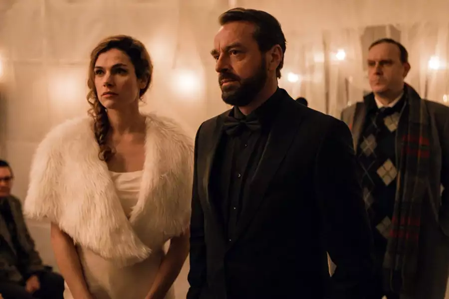 Undercover - galeria zdjęć - filmweb