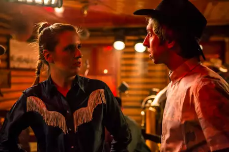 Undercover - galeria zdjęć - filmweb