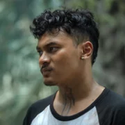 Kabut Berduri - galeria zdjęć - filmweb