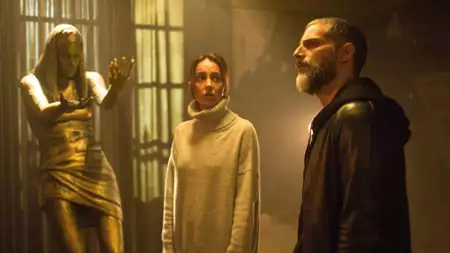 Ogr&oacute;d z brązu - galeria zdjęć - filmweb