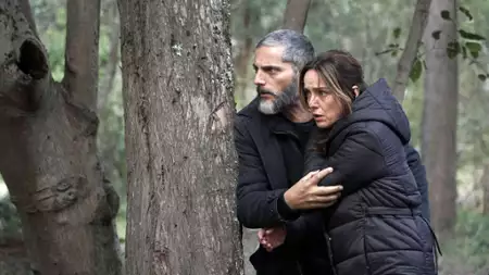 Ogr&oacute;d z brązu - galeria zdjęć - filmweb
