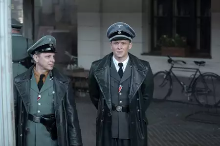 Niezłomni - galeria zdjęć - filmweb
